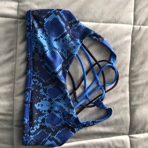 Lululemon sports bra